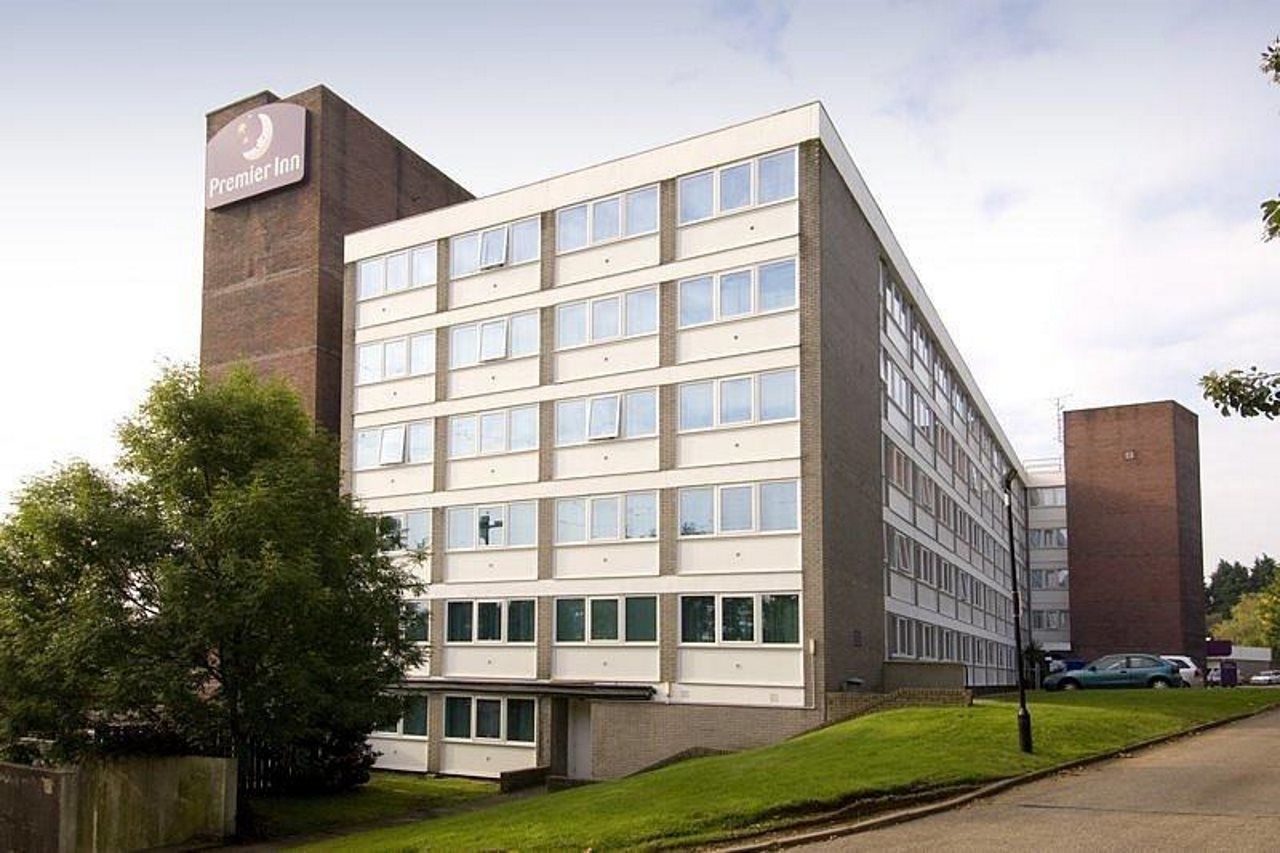 Premier North Hotel